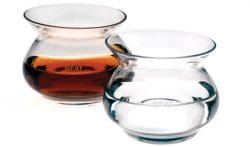 neat-glass-250x147 Rückblick: Neues aus der Whisky-Welt im Februar