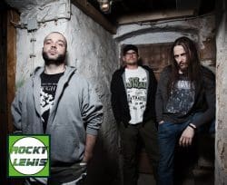 front_bg-250x204 Whisky und Metal (II): Rocky Lewis