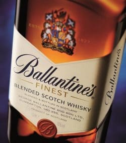 k-mb_ballantines_etikett-mood-250x285 Ballantines's Finest zeigt sich in neuem Gewand - mit Verlosung!
