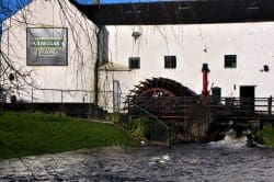 04-kilbeggan-maltmill-wasserkraft-250x166 Bushmills oder Kilbeggan: Wer von beiden ist die älteste irische Distillery?