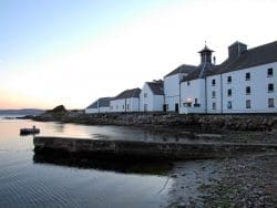 laphroaig-distillery-250x188 200 Jahre und kein bisschen leise: Laphroaig