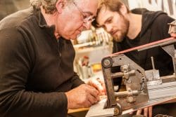 161028_bal_ps_wksp_195-250x167 Die exklusive The Balvenie 5 Crafts Collection: Meisterliche Bartools von Hand gefertigt