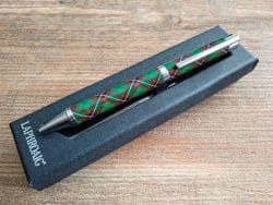 laphroaig-tintenroller-250x188 Dem Whisky verschrieben: Schreibgeräte aus Fassholz