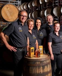 finch_team-250x305 finch Hochland Whisky von der schwäbischen Alb ab sofort bei Schlumberger