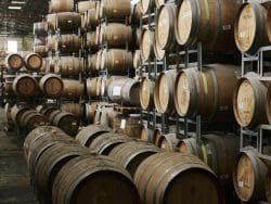 kirsch-import-starward-warehouse-250x188 Neuer Single-Malt-Allrounder: Unkomplizierter Genuss mit Starward Left-Field aus Australien