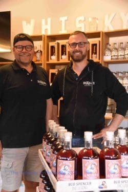 andreas-thuuemmler-und-mario-rudolf-250x375 Überraschung bei St Kilian Distillers – Bud Spencer schlägt wieder zu, aber wie!