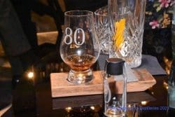 gordon-macphail-80-jahre-glenlivet-1940-glas-und-sample-250x167 Gordon & MacPhail. The Older, the Better. 80 Jahre im Sherry Butt, eine Sensation.