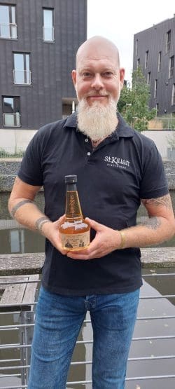 olli-fink-250x555 St. Kilian: Limitierte Ambassador's Choice Ex-Rum-Abfüllung mit Olli Fink