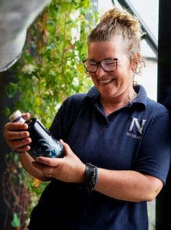 ncnean-lorna-davidson-250x335 Nc'nean „Lorna“: Bio-Whisky-Destillerie lanciert zweiten Single Malt der Quiet Rebels Serie