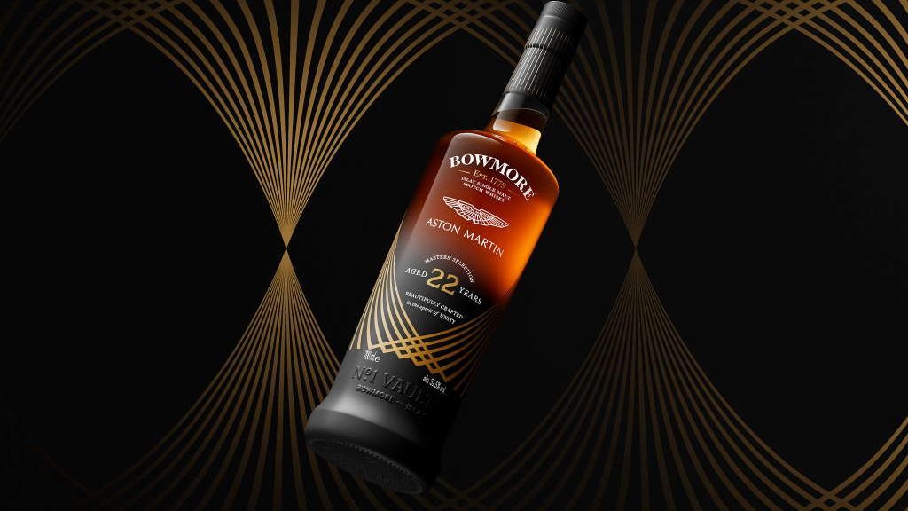 Bowmore Aston Martin Master's Selection 22YO Bottle