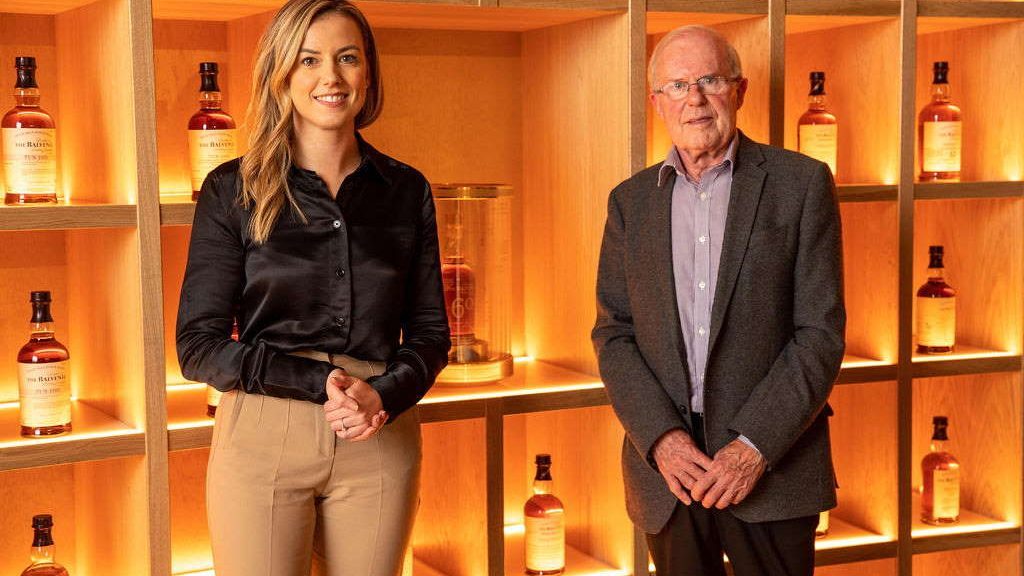 Kelsey McKechnie und David C. Stewart MBE