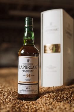 laphroaig-ian-hunter-book-four-malt-master-250x376 Laphroaig präsentiert "Book Four: Malt Master" der Ian Hunter-Serie