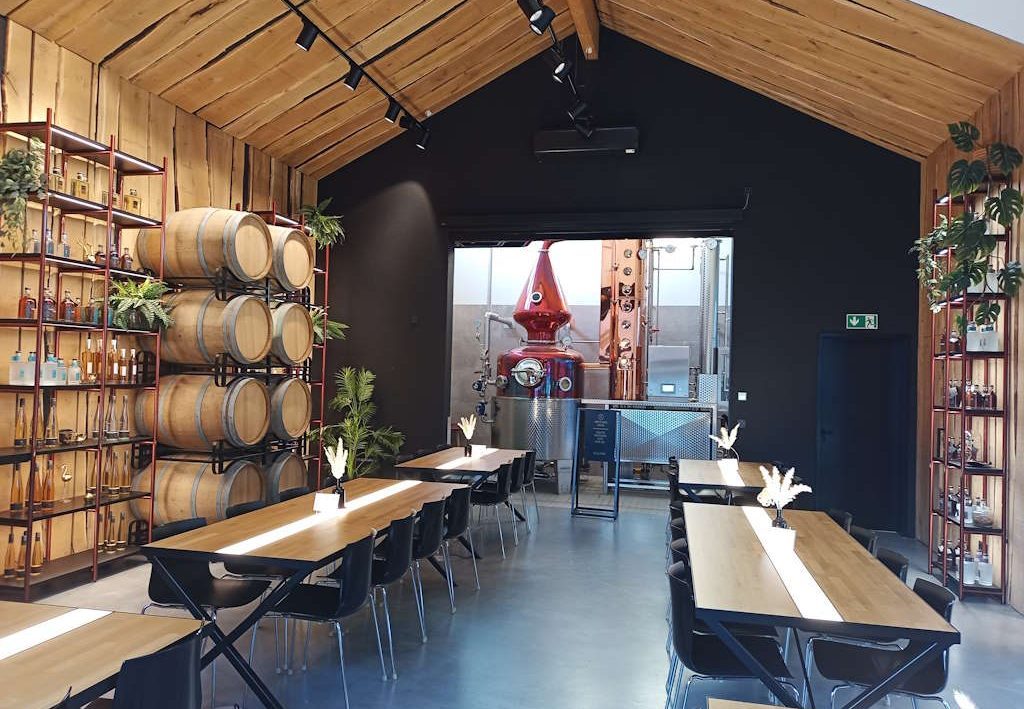 Senft Tastingraum mit Brennerei