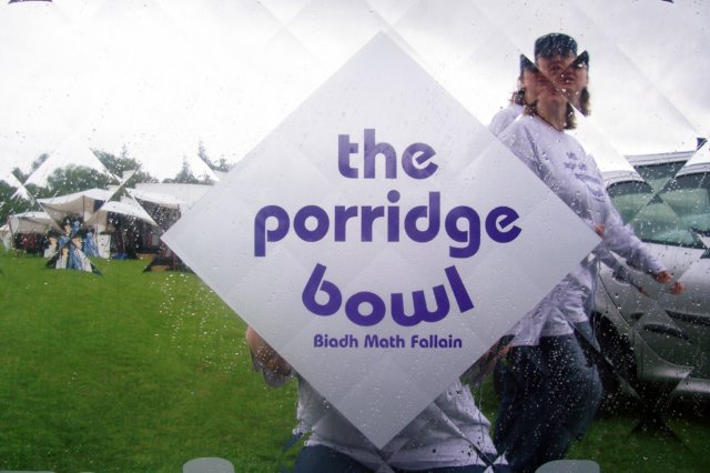 cnv00038 Haferschleim vom Weltmeister: The Porridge Bowl