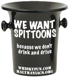 we_want_spittoons_white Wer einmal ohne Spucknapf trank ...